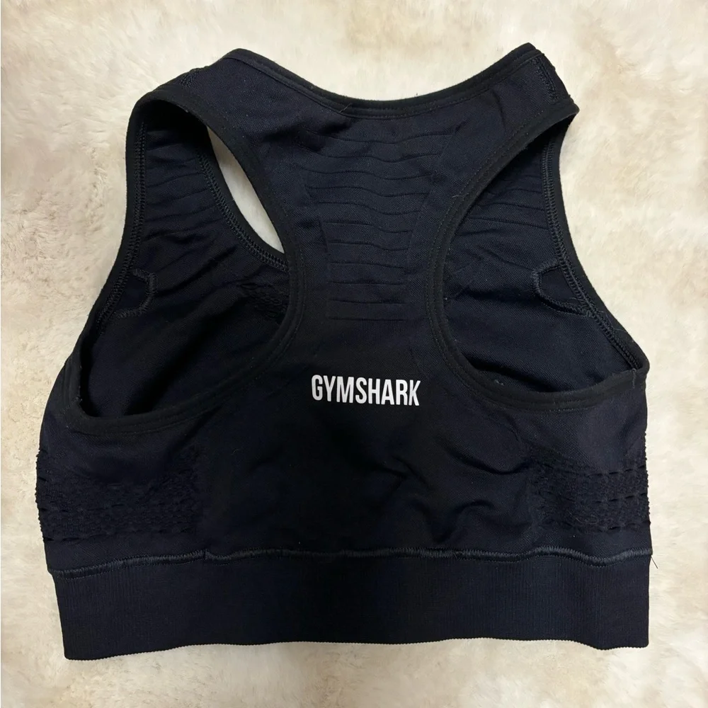 Gymhsark, Energy Seamless Sports Bra - Black S - Picture 3 of 5